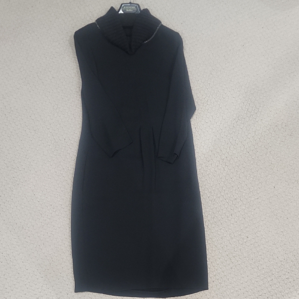 Fabiana Fippi 3/4 Sleeve Blue Dress with Turtleneck Detail. Pockets!